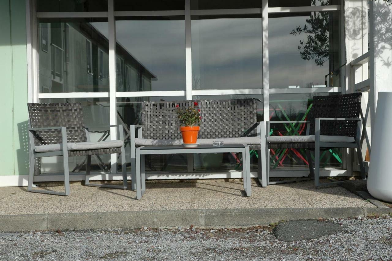 Le 81 Hotel Castres  Exterior photo