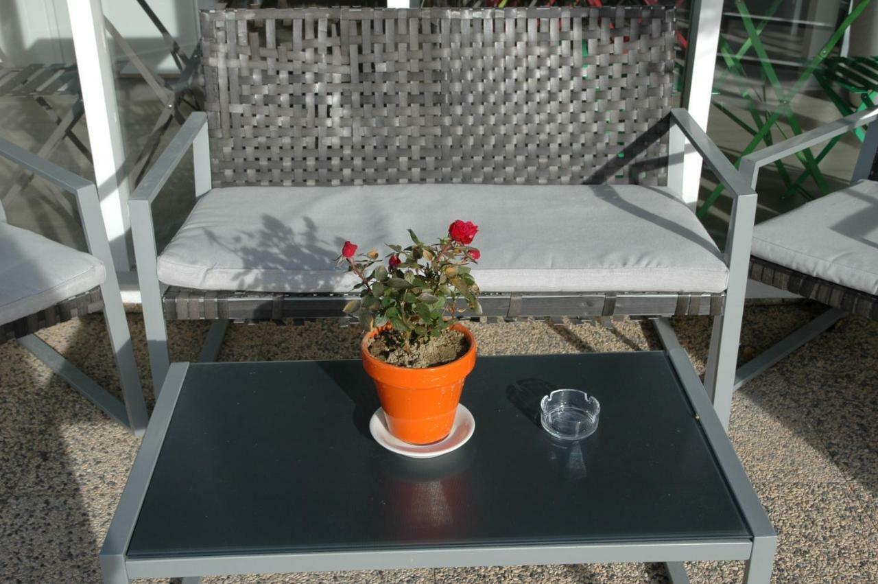 Le 81 Hotel Castres  Exterior photo